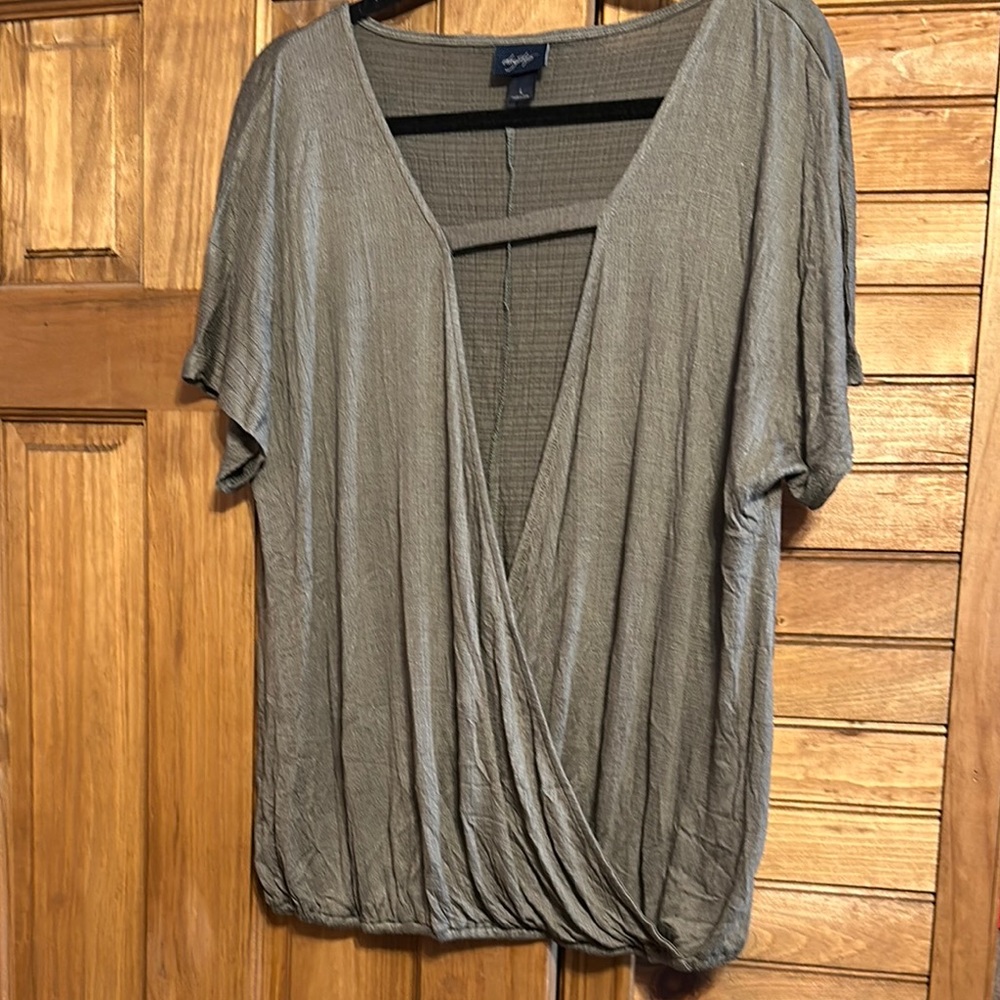 Daytrip Green Blouse Elegant Top